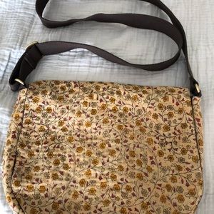 SariBari messenger crossbody